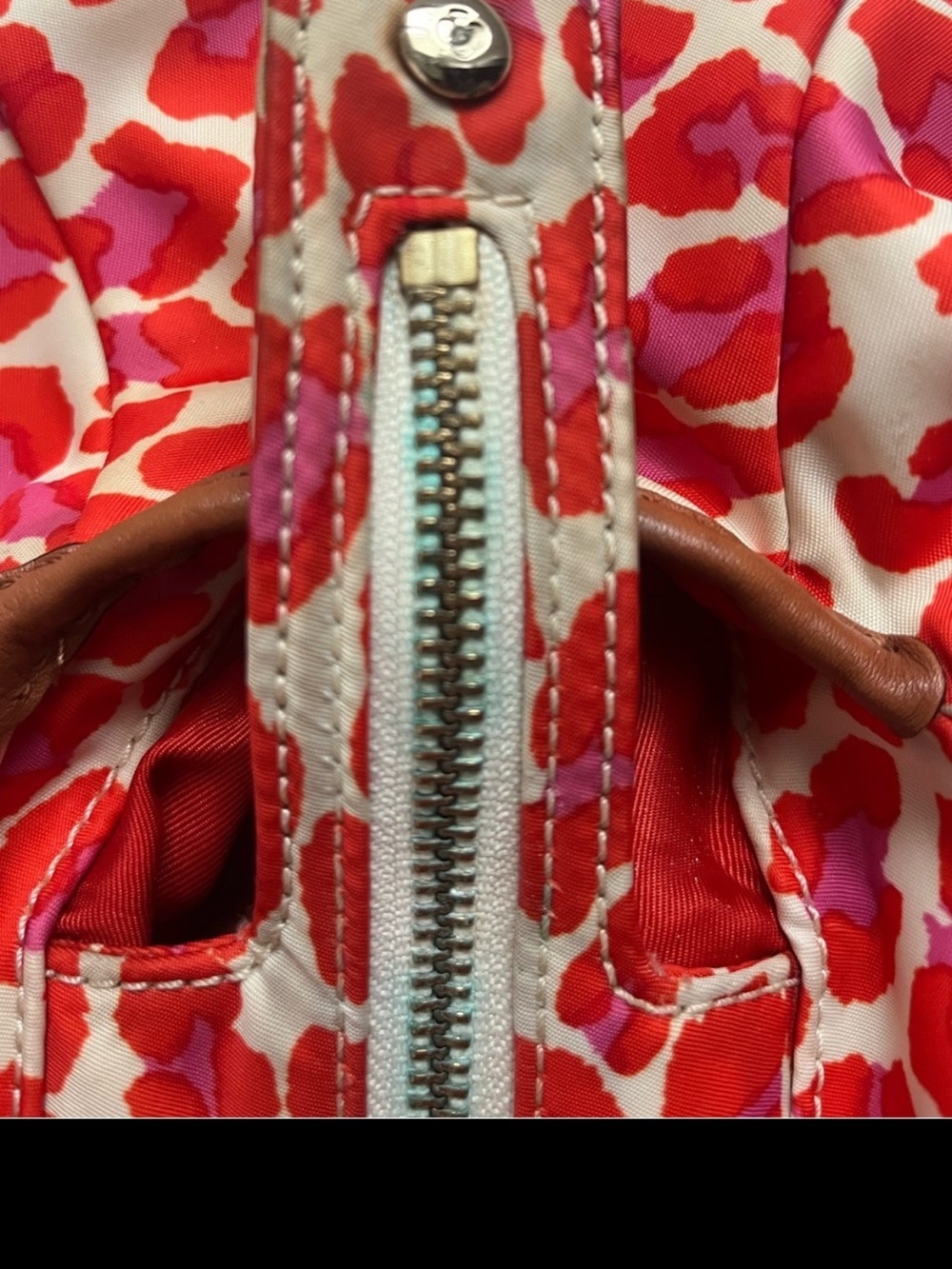 Kate Spade “Into the Wild” Red & Pink Nylon animal print Hobo Slouch bag - Picture 9 of 9